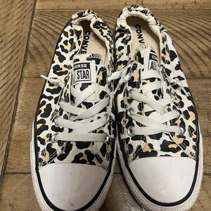 Converse Women's Size 9 leopard print.